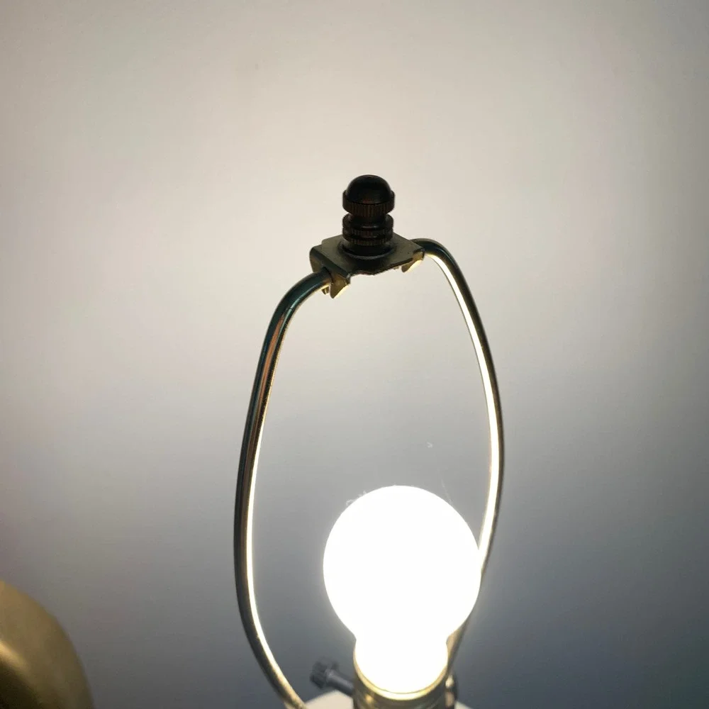 Vintage Bamboo Ceramic Table Lamp White Hollywood‎ Regency - Picture 9 of 11
